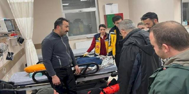 Artvin'de çığ: 2 ölü, 3 yaralı... Vali Doruk'tan yaralılara ziyaret