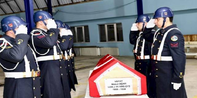 Hayatını kaybeden Uzman Çavuş son yolculuğuna uğurlandı