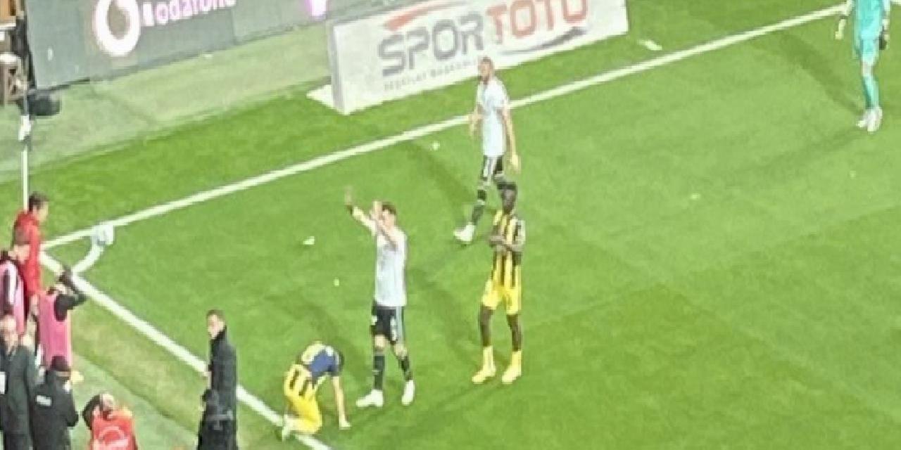 Beşiktaş - Ankaragücü maçında tribünlerde tansiyon yükseldi! İşte o görüntüler