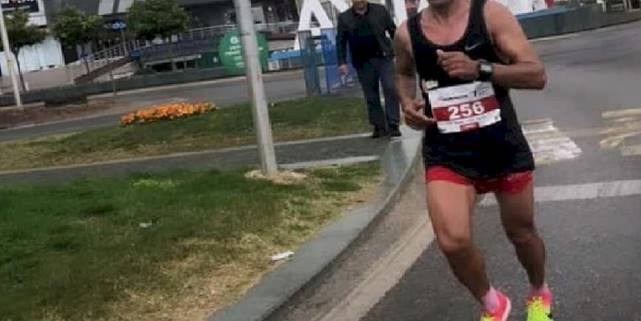 Manisalı şampiyon atlet Antalya'da yine kürsü yaptı