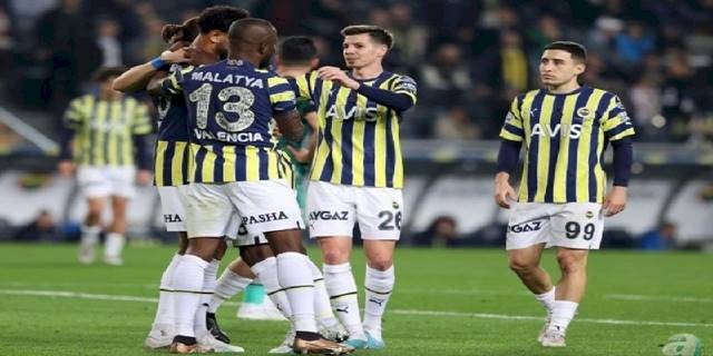 FENERBAHÇE HABERLERİ - Enner Valencia uzatmayı kabul etti! Ancak F.Bahçe'nin bir şartı var...