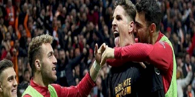 Galatasaray Süper Lig'de üst üste galibiyet rekorunu kırdı!