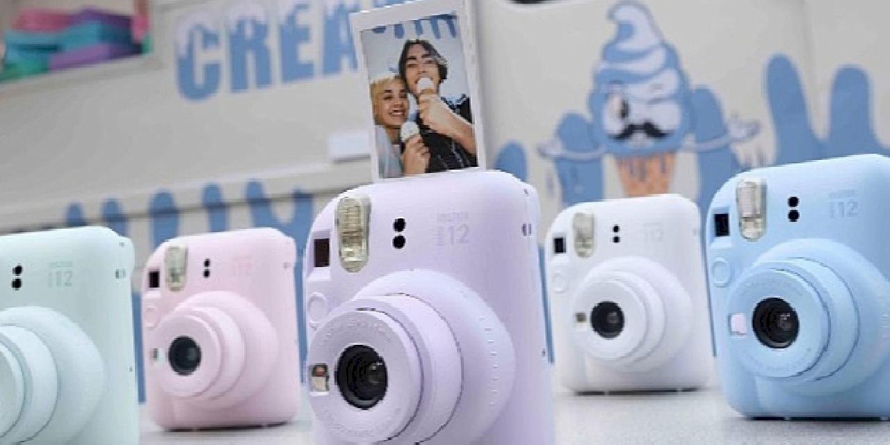 Fujifilm, yeni instax ürünü instax mini 12'yi duyurdu