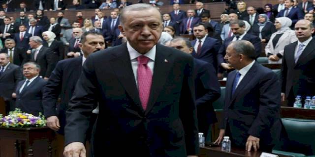 MHP de Cumhurbaşkanı Erdoğan'ı aday gösterdi