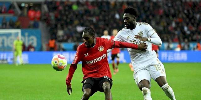 Bayer Leverkusen 2-1 Bayern Münih (MAÇ SONUCU - ÖZET) B. Münih liderlikten düştü!