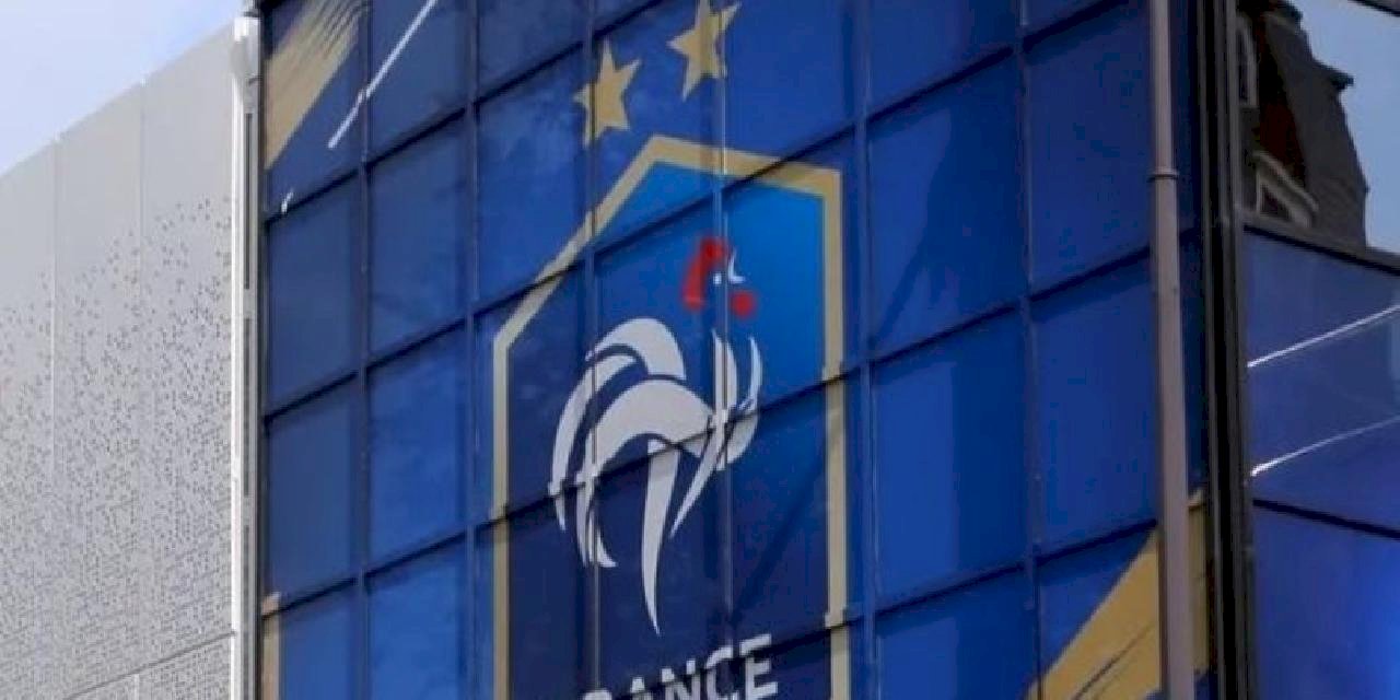 Fransa Futbol Federasyonu, Müslüman futbolcular için maçlara ara verilmesini yasakladı