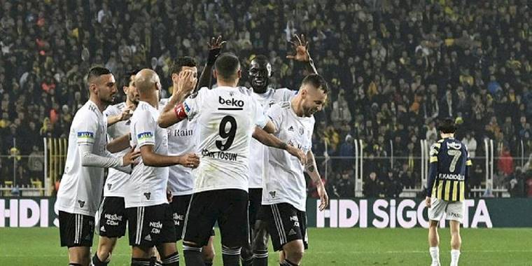 Fenerbahçe 2-4 Beşiktaş (MAÇ SONUCU - ÖZET) Kartal Kadıköy'de uçtu!
