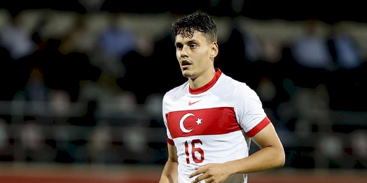 Efsane futbolculardan olan Marcos Senna'dan Enes Ünal'a övgü