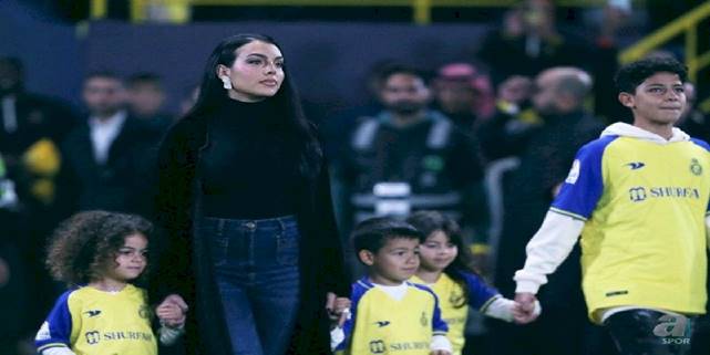 Ronaldo ile Georgina ayrılıyor mu? Tazminat...