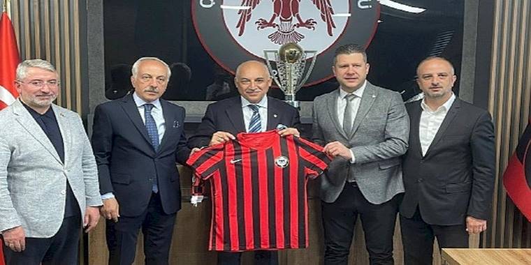 TFF Başkanı Mehmet Büyükekşi Akademi Ziyaretlerine Çorum FK ile Devam Etti