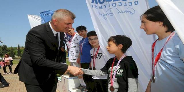 Gölcüklü gençler 19 Mayıs'a koştu