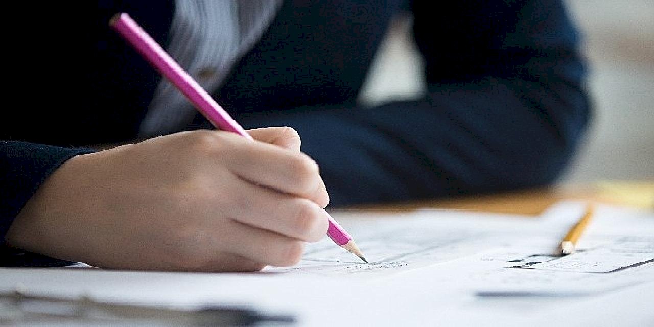 Uzmanlar Haftasonu Yapılan 2023 YKS'yi Değerlendirildi. 