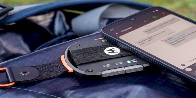 Her Telefonu Uyduya Bağlayan Motorola Defy Satellite Link Satışa Sunuldu