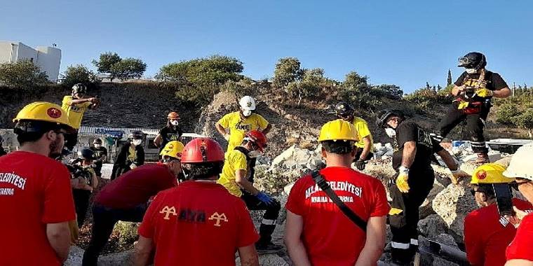 Milas belediyesi arama kurtarma ekibi eğitimlerine devam ediyor 