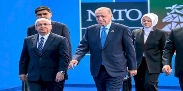 Cumhurbaşkanı Erdoğan'dan NATO Zirvesi’nde yoğun diplomasi