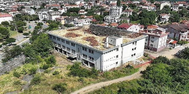 Koray Aydın Parkı'nın altındaki Kalıcı İş Merkezi eğitim yuvası oluyor