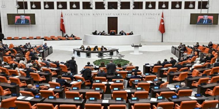 TBMM tatile girdi
