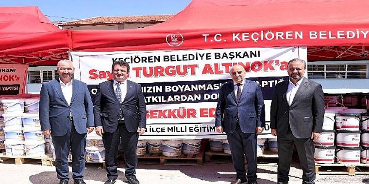 Okulların tadilatı için boyalar Keçiören Belediyesi'nden