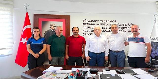 Burhaniye Belediyesi'nde en düşük işçi maaşı 11.400 TL'den 18.625 TL'ye yükseldi!