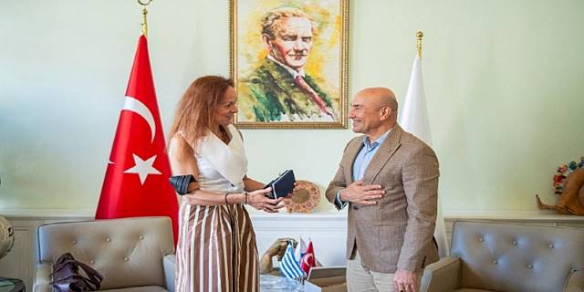 Yunanistan İzmir Başkonsolosu'ndan Soyer'e veda ziyareti