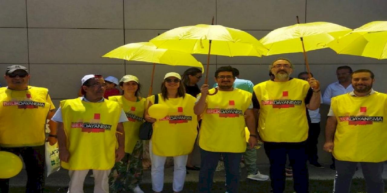 Sağlık çalışanları iş bırakma eylemini sürdürüyor