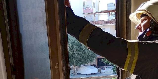 Aydın Büyükşehir Belediyesi İtfaiyesi'nden Didim'deki yangına zamanında müdahale