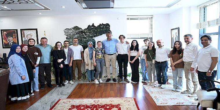 Kartepe'nin Gençlerine başarı ödülü