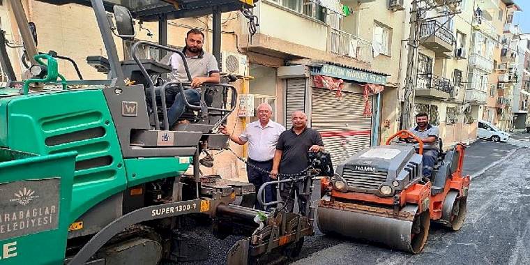 Adnan Süvari Mahallesi'nden asfalt teşekkürü