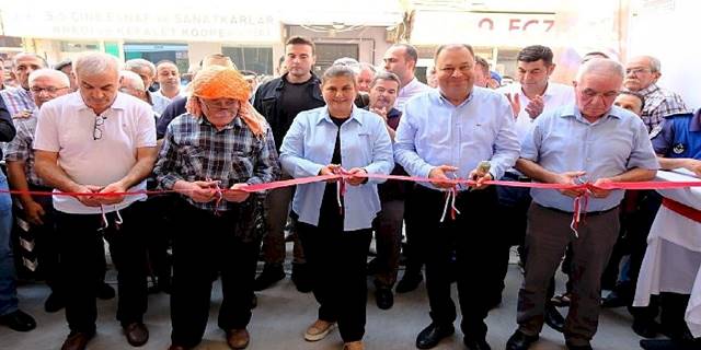 Aydın Büyükşehir Belediye Başkanı Özlem Çerçioğlu Çine Peynir Halı Kapalı Pazar Yeri'nin Açılışına Katıldı