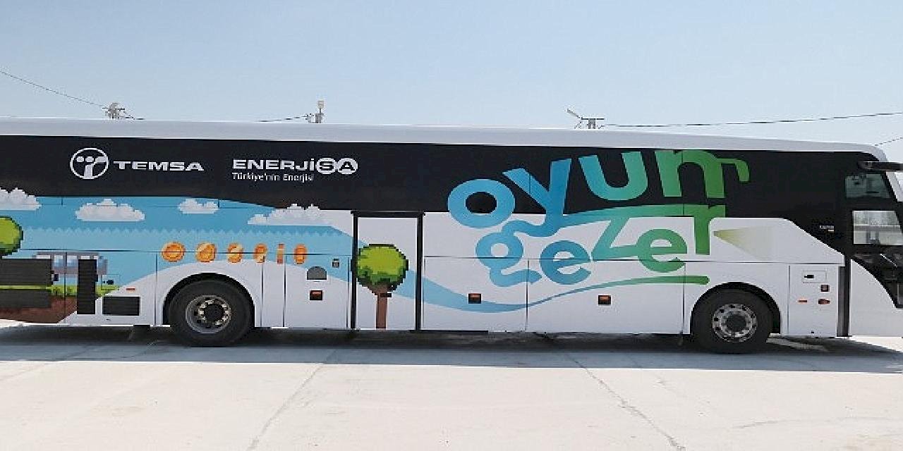 Enerjisa Enerji ve TEMSA'nın Oyungezer Otobüsü Deprem Bölgesinde