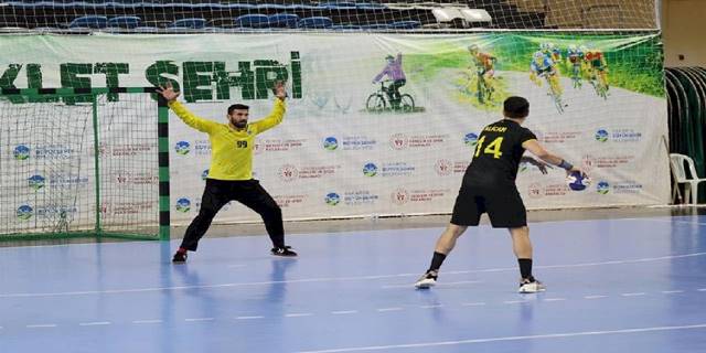 Ulusal turnuvada şampiyon Sakarya Büyükşehir