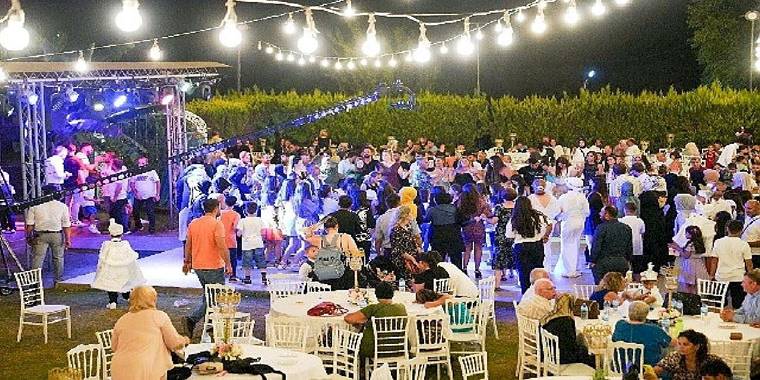 Seferihisar'da toplu sünnet şöleni coşkusu