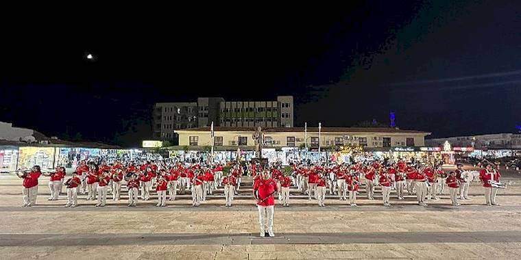 Cumhuriyet bandosu çalışmalarına devam ediyor