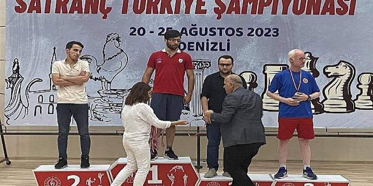 Nilüfer Belediyesi GESK'ten satrançta 3 madalya