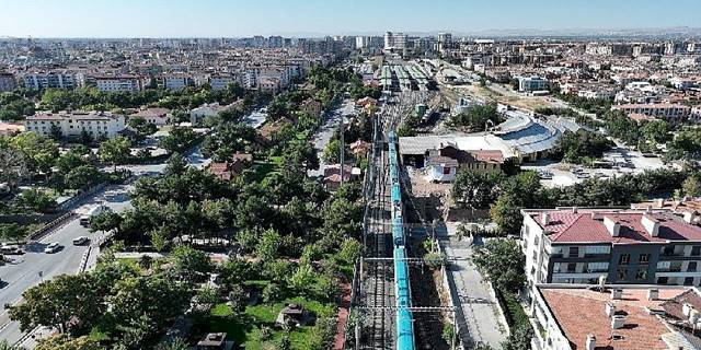 KONYARAY Banliyö Hattı'nda Çalışmalar Devam Ediyor