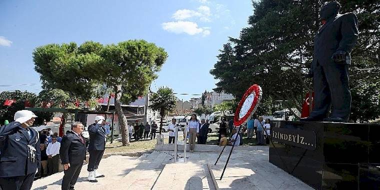 Konak'ta Zafer Bayramı coşkuyla kutlandı