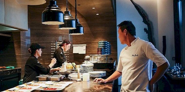 Akira Back İstanbul'da Misafirleri ile Buluştu!