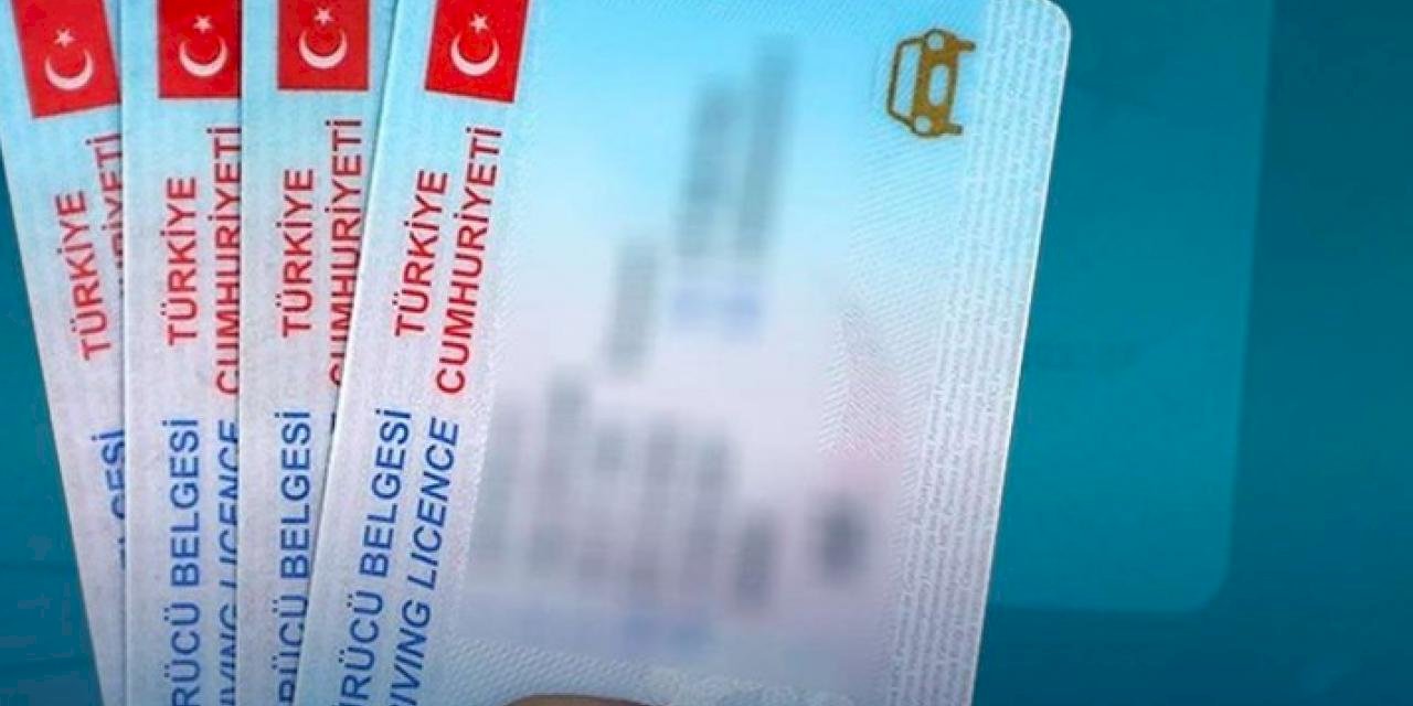 Ehliyet taşıma zorunluluğu kalkıyor! Ehliyetler kimlik kartına aktarılıyor