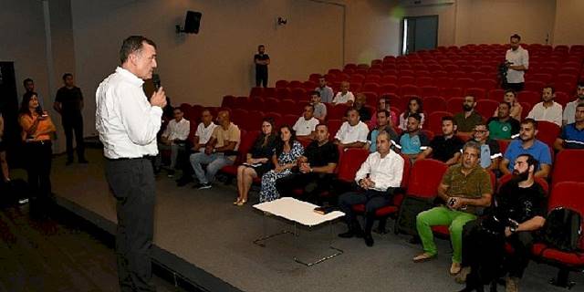 Mersin Yenişehir Belediyesi 50 Kişilik Arama Kurtarma Ekibi Kurdu