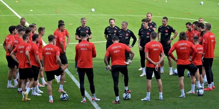 Stefan Kuntz'un ardından A Milli Futbol Takımı'na kim gelecek? İşte teknik direktör adayları