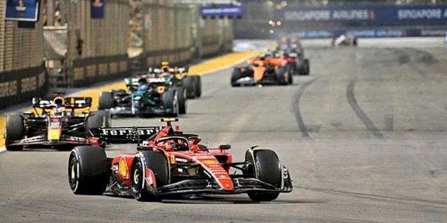 F1 Singapur Grand Prix'sini Carlos Sainz kazandı!