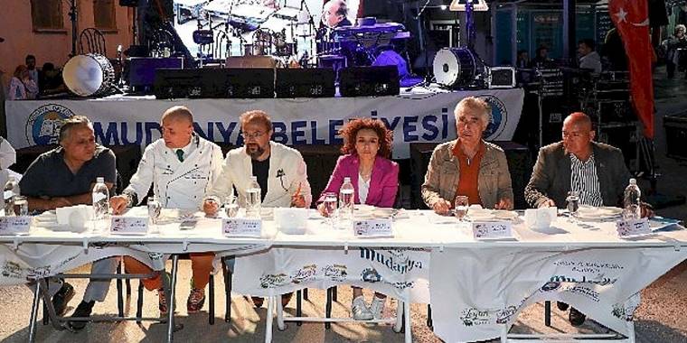 Mürsel İncir Şenliği'nde Buluştu