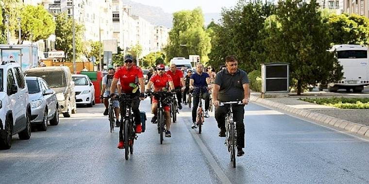 Avrupa Hareketlilik Haftası Karşıyaka'da Coşkuyla Başladı