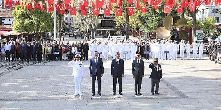Gaziler Günü Gölcük'te Törenle Kutlandı