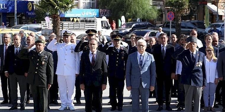 Gaziler Günü Cumhuriyet Meydanı'nda kutlandı