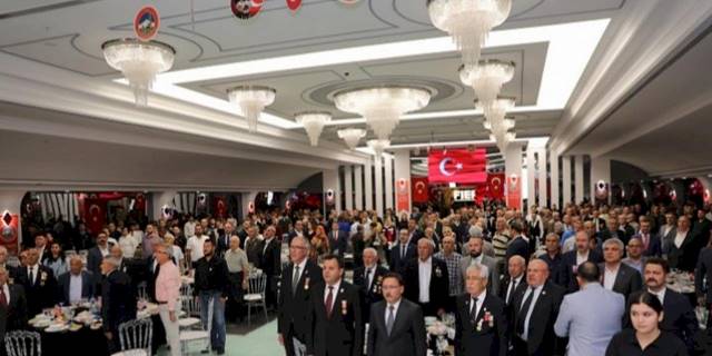 Kayseri Valisi'nden gaziler onuruna yemek