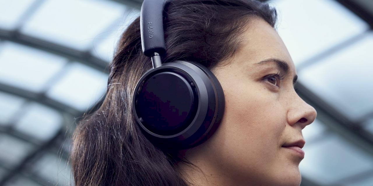 Philips Fidelio L4 ve T2 Kulaklıklar Satışa Çıkıyor