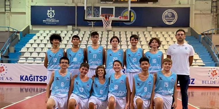 Çayırova basketbol altyapıda da doludizgin