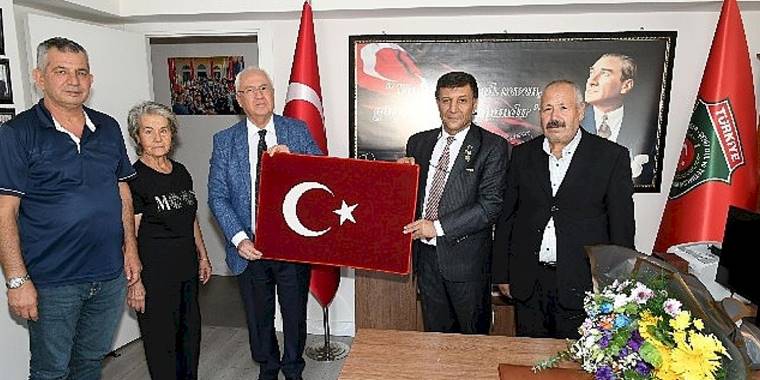 Başkan Selvitopu'dan Gazi ve Şehit Yakınlarına Ziyaret