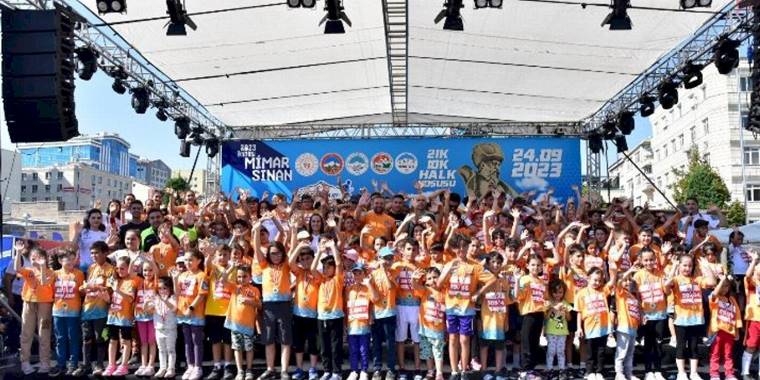 Kayseri Büyükşehir'den özel çocuklara maraton